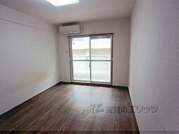 メゾン山城II 203 2階1Kのリビング/ダイニング