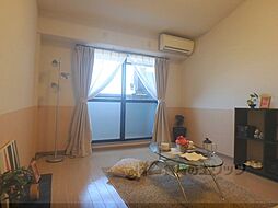 京阪本線 鳥羽街道駅 徒歩4分の賃貸マンション 4階1Kのリビング/ダイニング