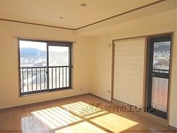 グローバル唐崎 404 4階3LDKのリビング/ダイニング