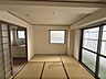 寝室：和室