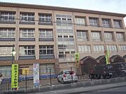 下阪本小学校まで2000メートル