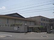山科中学校まで470メートル