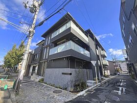 シャーメゾン　ディーノヴノー 202 ｜ 京都府京都市東山区大仏南門通大和大路東入４丁目東瓦町（賃貸アパート1LDK・2階・46.66㎡） その1