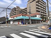 スーパーフジタまで750メートル