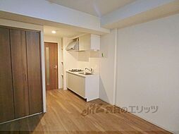 ＣＯＭＦＯＲＴ五条大宮 3階ワンルームのリビング/ダイニング