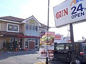 マクドナルド　1号線横大路店まで320メートル