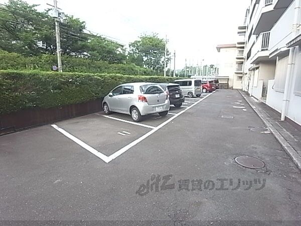 画像21:駐車場