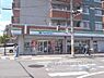 周辺：ファミリーマート　中久世一丁目店まで280メートル