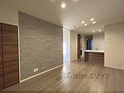 JR山陰本線 梅小路京都西駅 徒歩11分の賃貸マンション 1階2LDKのリビング/ダイニング