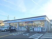 ローソン　淀際目店まで90メートル