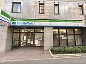 ファミリーマート　烏丸八条口店まで150メートル