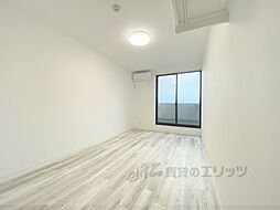 京都市営烏丸線 北大路駅 バス21分 北木ノ畑町下車 徒歩3分の賃貸アパート 2階1Kのリビング/ダイニング