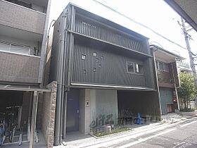 京都府京都市中京区大文字町（賃貸マンション1DK・1階・61.73㎡） その1