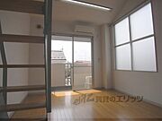 2面窓のお部屋です。
