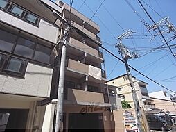 4 / 6