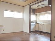 二面採光のダイニングキッチン