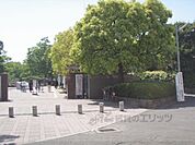 立命館大学　衣笠キャンパス東門まで2380メートル