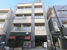 エスタシオン・デ・山科三品 402 ｜ 京都府京都市山科区安朱北屋敷町（賃貸マンション1K・4階・24.78㎡） その1