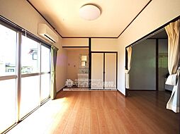 居間