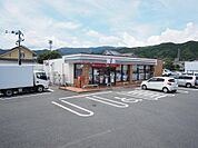 セブンイレブン(450m)