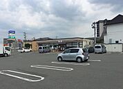 セブンイレブン(260m)