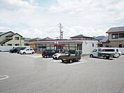 セブンイレブン(150m)