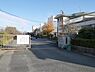 周辺：三田川中学校(1、305m)