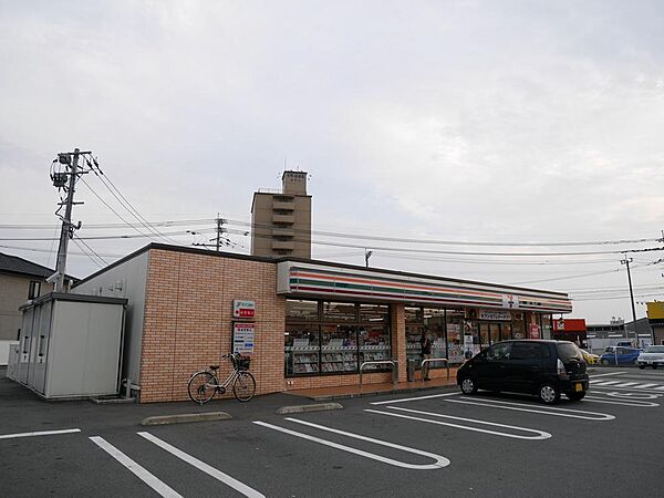 画像4:セブンイレブン神埼吉田店まで約750ｍ
