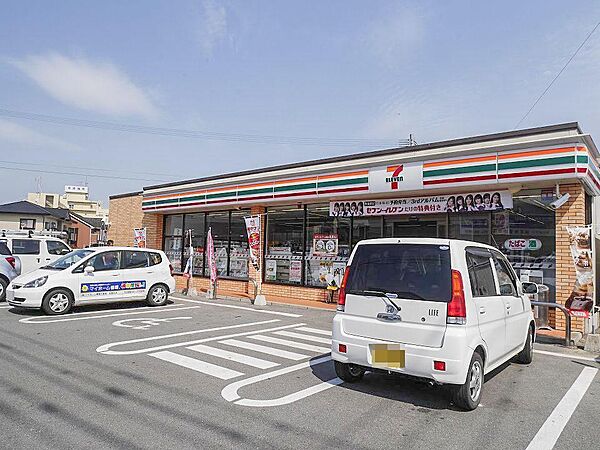 画像18:セブンイレブン神埼市役所前店まで約600ｍ