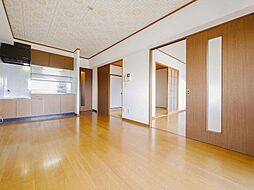 居間