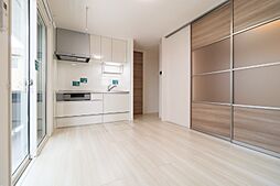 パーパス 1階1LDKのリビング/ダイニング