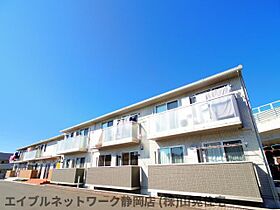 静岡県静岡市葵区川合3丁目（賃貸アパート1LDK・2階・53.39㎡） その1