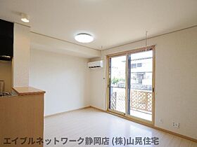 静岡県静岡市駿河区下川原5丁目（賃貸アパート1LDK・1階・45.15㎡） その3