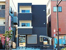 静岡県静岡市駿河区中田3丁目（賃貸マンション1LDK・1階・41.62㎡） その1