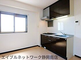 静岡県静岡市駿河区稲川1丁目（賃貸マンション1LDK・8階・44.70㎡） その4