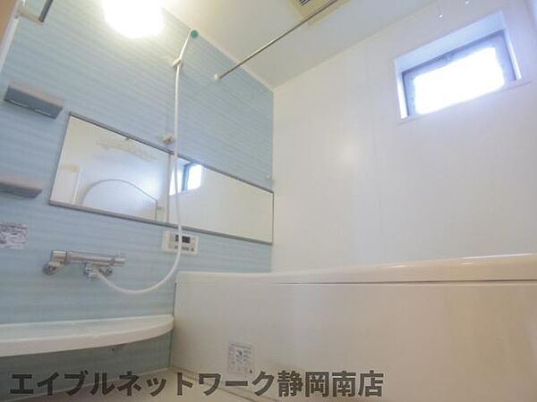 画像23:落ち着いた空間のお風呂です
