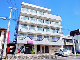 静岡県静岡市駿河区曲金3丁目（賃貸マンション2LDK・2階・47.00㎡） その1