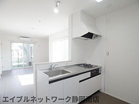 静岡県静岡市駿河区登呂6丁目（賃貸タウンハウス2LDK・1階・68.60㎡） その5