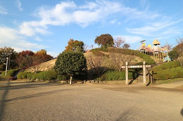 画像9:【公園】秋葉山公園まで887ｍ
