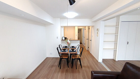 リビングとダイ...