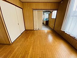 居間