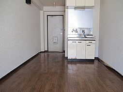 居間
