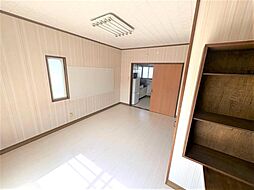 居間