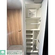シューズボックス