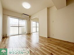 京急本線 新馬場駅 徒歩7分の賃貸マンション 5階3LDKのリビング/ダイニング