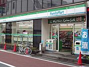 ファミリーマート西麻布三丁目店 251m