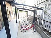 ★屋根付き駐輪場あります★