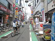 ウルトラマン商店街 1600m