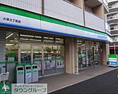 ファミリーマート大塚三丁目店 徒歩8分。コンビニ 600m