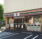 セブンイレブン足立東綾瀬店 678m